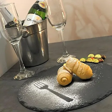 Planet Bed & Breakfast